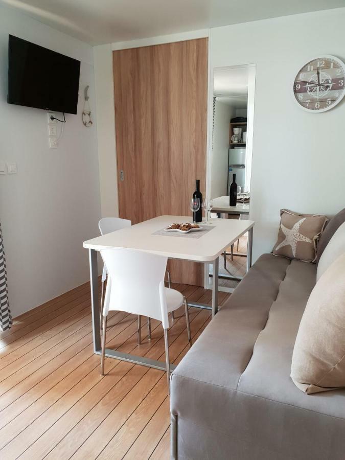 Seahorse Mobile Home, Soline Biograd Biograd Na Moru Exterior photo